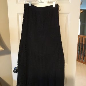 Women’s skirt.